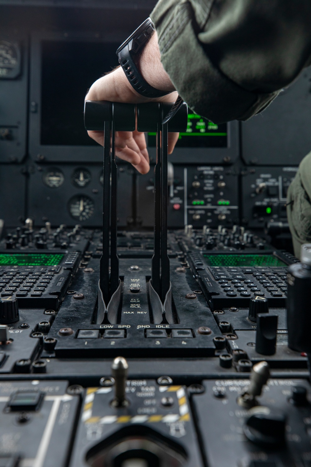 U.S. military conducts aerial refueling during Kodiak Mace 25