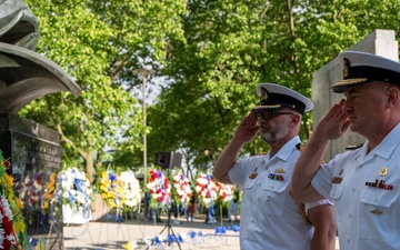 U.S. 2nd Fleet Vice Commander Participates in Fleet Week New York 2025 Event