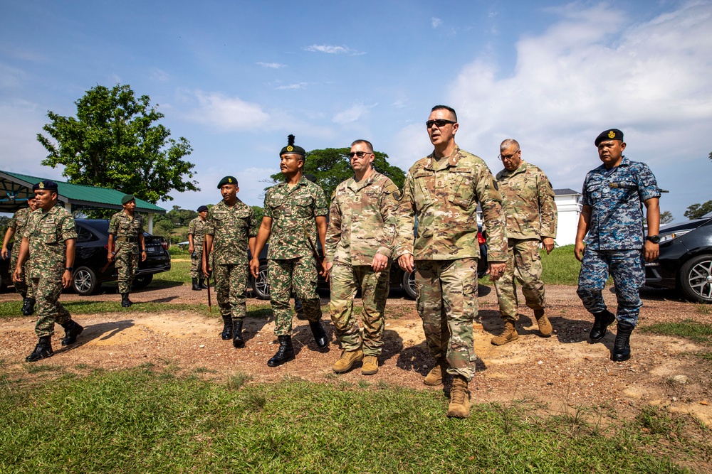 Roadmap for Success: Washington National Guard senior enlisted team visits Malaysia, Thailand to talk NCO development
