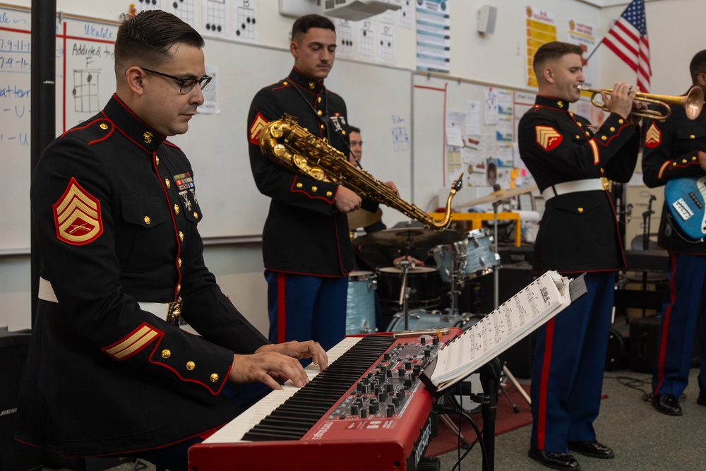 LAFW 25: 3rd MAW Band Visits Hawthorne High School