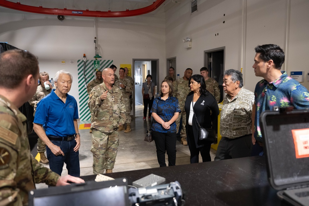 15th Maintenance Squadron honorary commanders’ tour