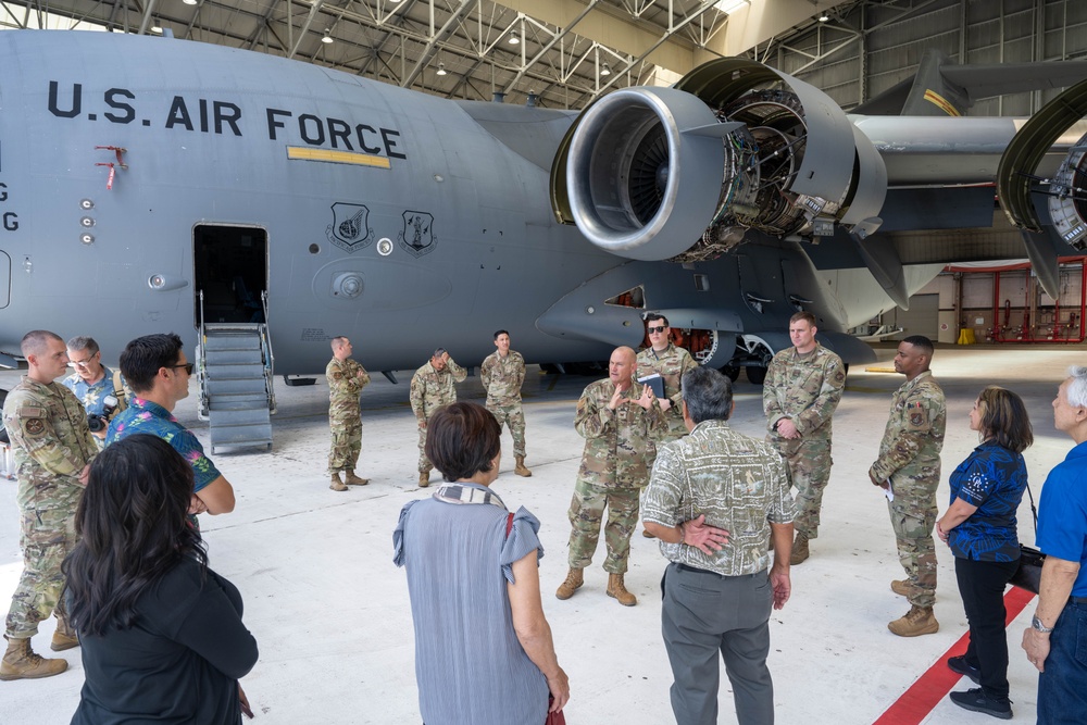 15th Maintenance Squadron honorary commanders’ tour