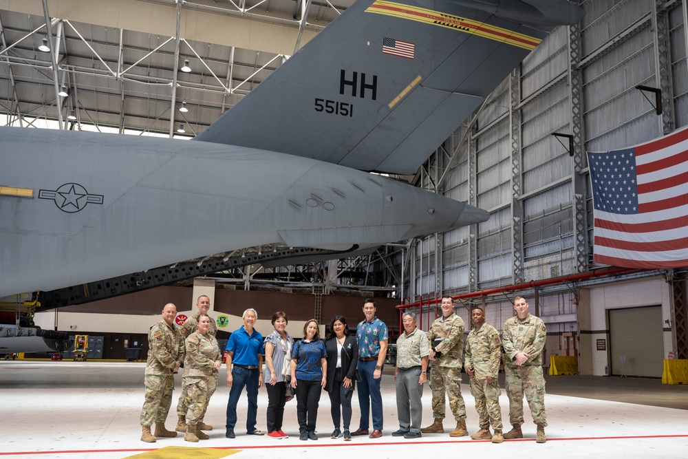 15th Maintenance Squadron honorary commanders’ tour