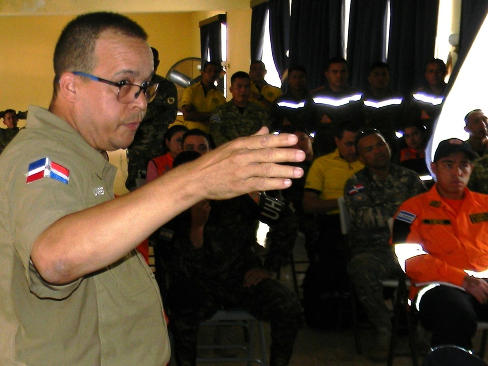 Humanitarian and Disaster Relief training during CENTAM Guardian 25