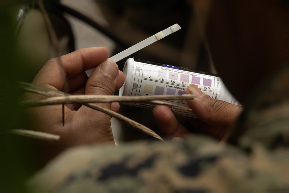Marines Execute a Resupply and Water Purification Test 
