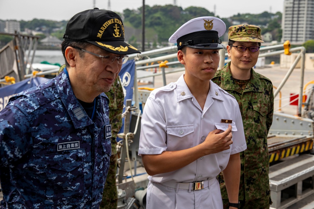 United States Naval Academy Exchange Student Tours USS Preble