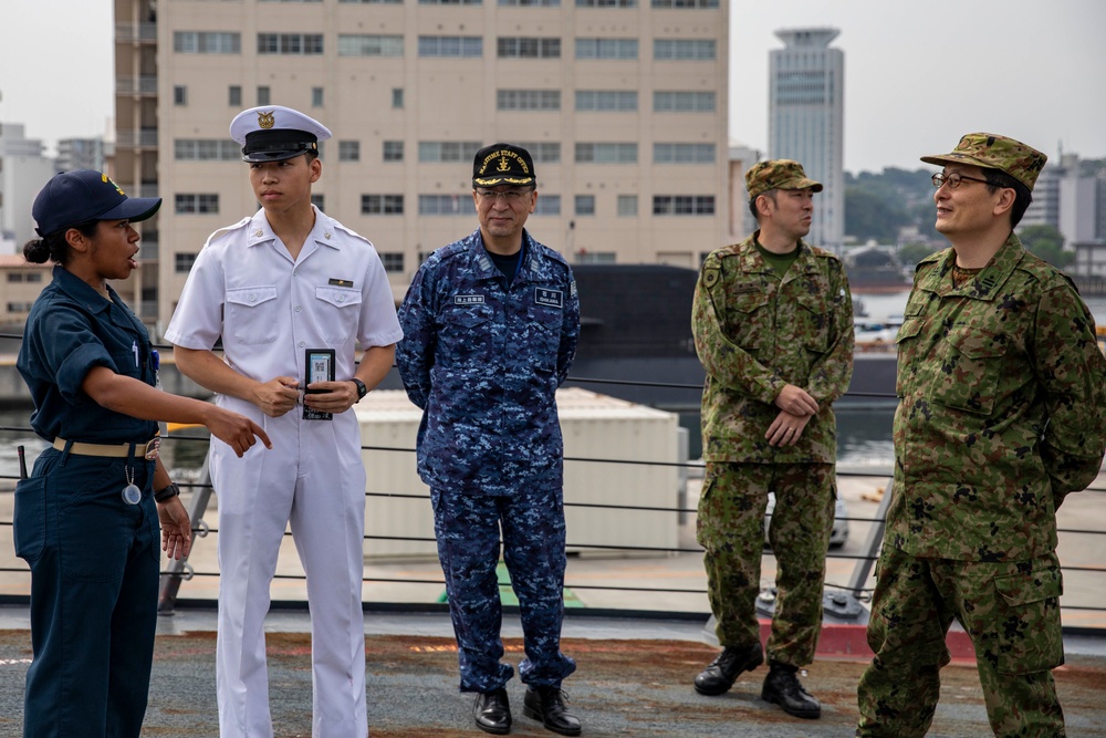 United States Naval Academy Exchange Student Tours USS Preble