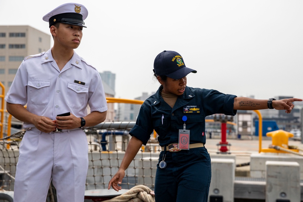 United States Naval Academy Exchange Student Tours USS Preble