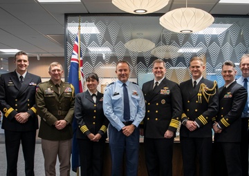 C7F Visits New Zealand Defence House