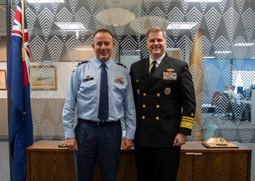 C7F Visits New Zealand Defence House