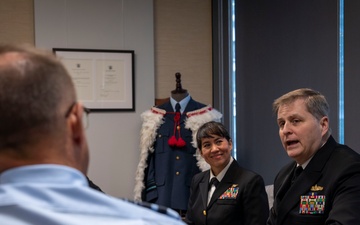 C7F Visits New Zealand Defence House