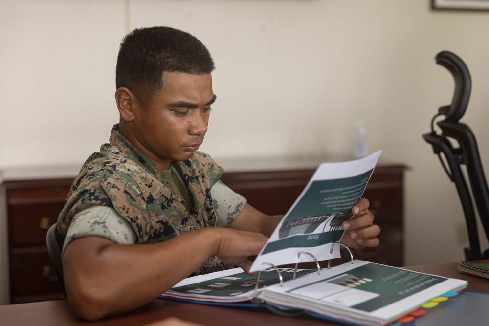 Marines Participate in Autonomous Low-Profile Vessel Class