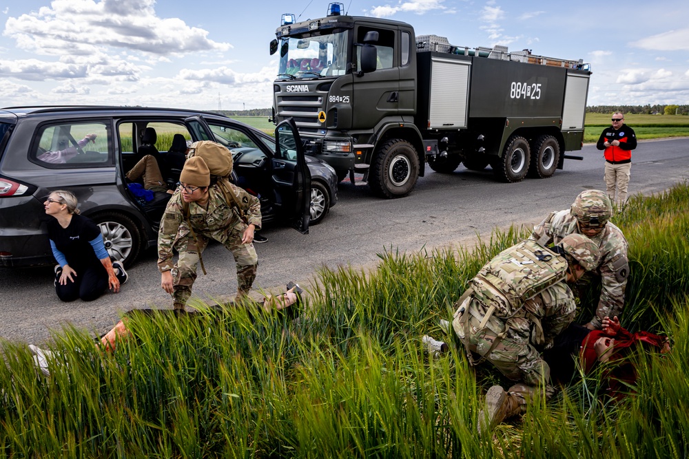 Polish, USAG Poland and V Corps Forces Sharpen Emergency Response