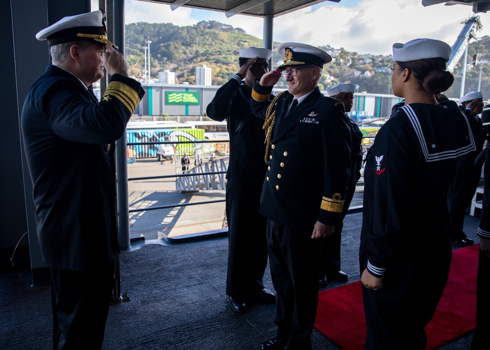 C7F Hosts Key Leader Engagement Aboard Blue Ridge
