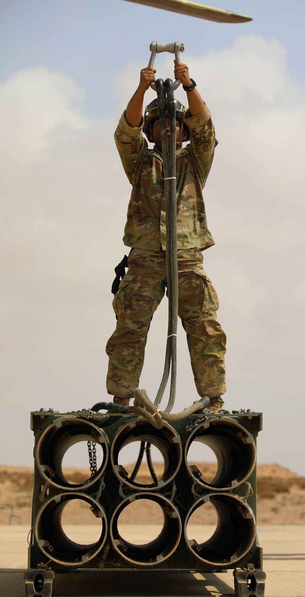 New Hampshire National Guard teams with Morocco for sling load training at African Lion 2025
