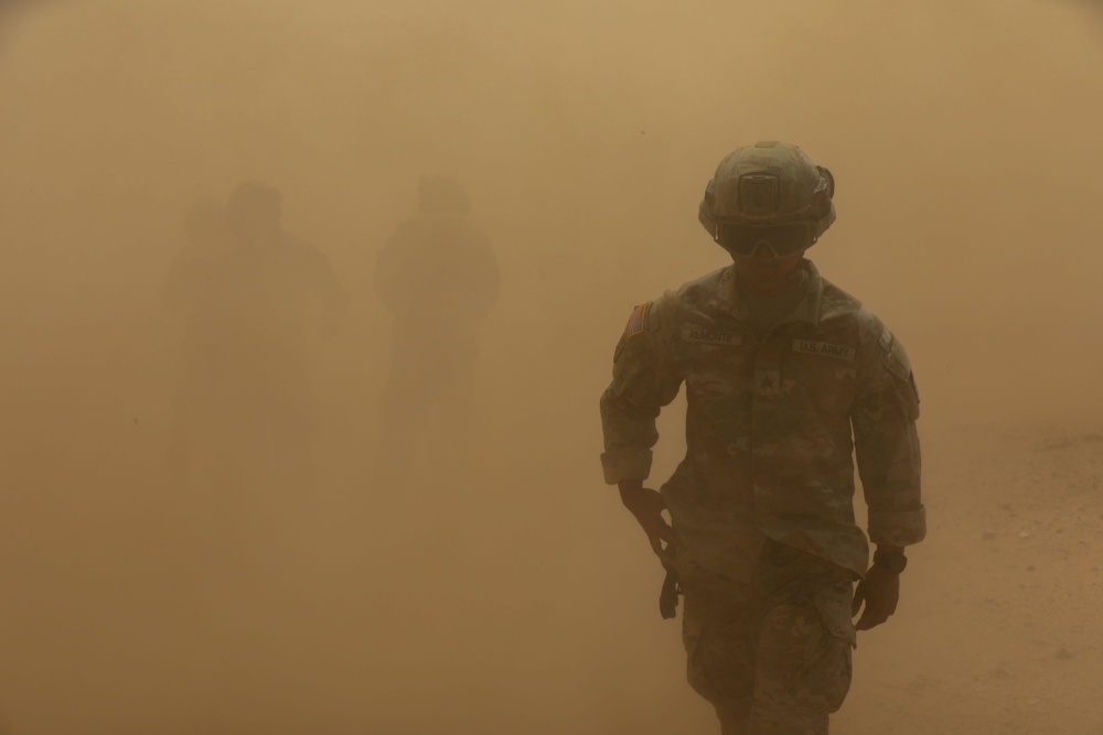 New Hampshire National Guard teams with Morocco for sling load training at African Lion 2025