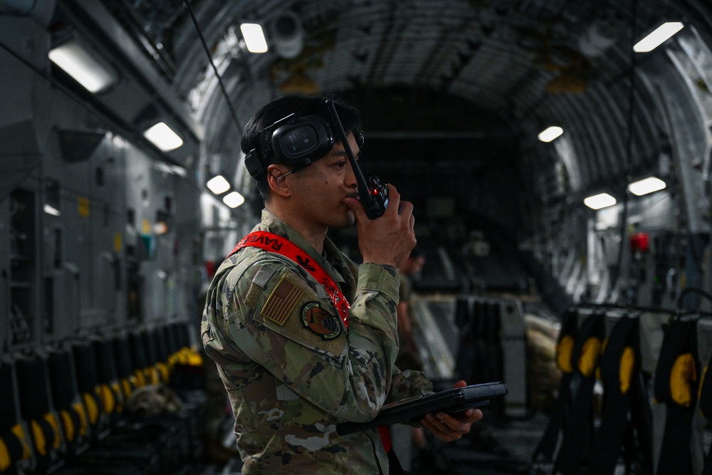 726th Air Mobility Squadron partners with 173rd Airborne Brigade to Execute Swift Response 25