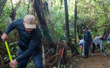 Blue Ridge Sailors Restore Bike Path in New Zealand