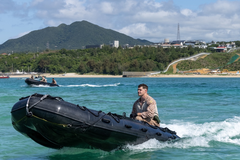 Special Patrol Insertion and Extraction Training with 3d Reconnaissance Battalion
