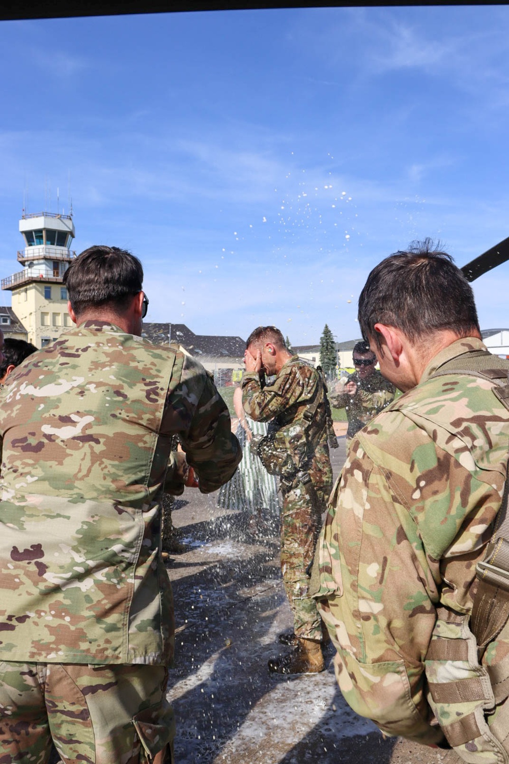 Lt. Col. Jeffrey Meinders completes final flight as 1-3 Attack Battalion commander