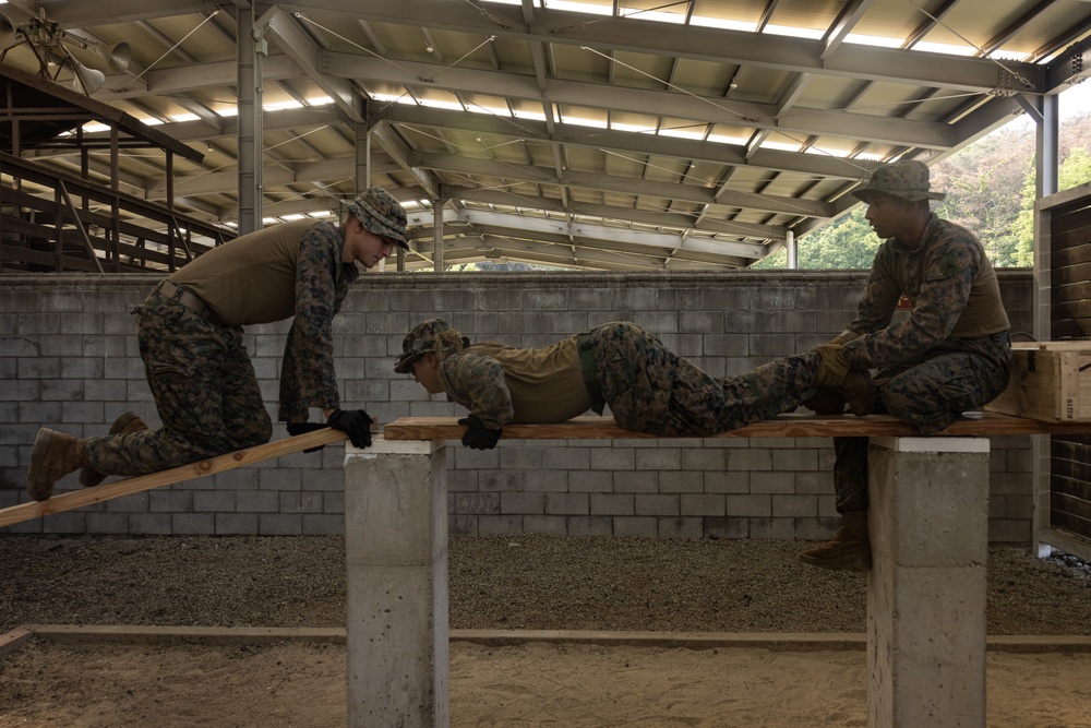 Activated Reserve Marines Conduct Team Leadership Training during Korea Viper 25.4