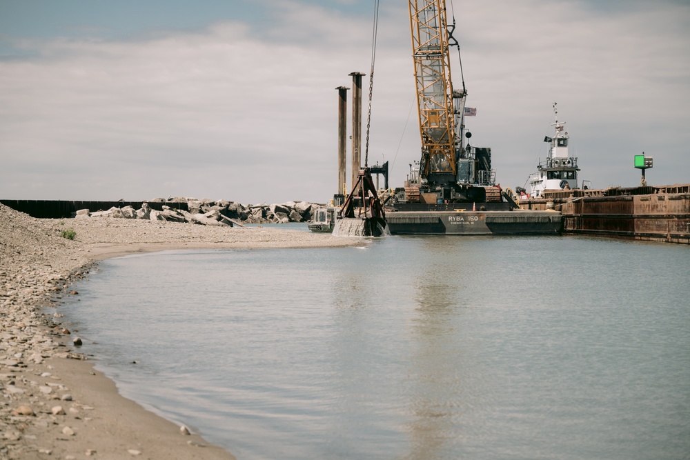 Dredging Begins at Barcelona Harbor