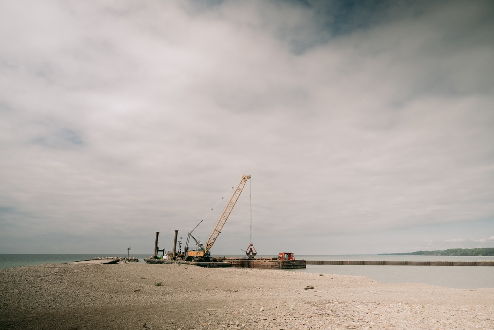Dredging Begins at Barcelona Harbor