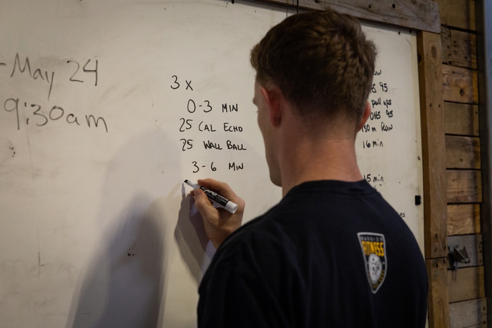 Simpson, Thomas Qualify for 2025 CrossFit Games, Championing Army's Holistic Health and Fitness Program