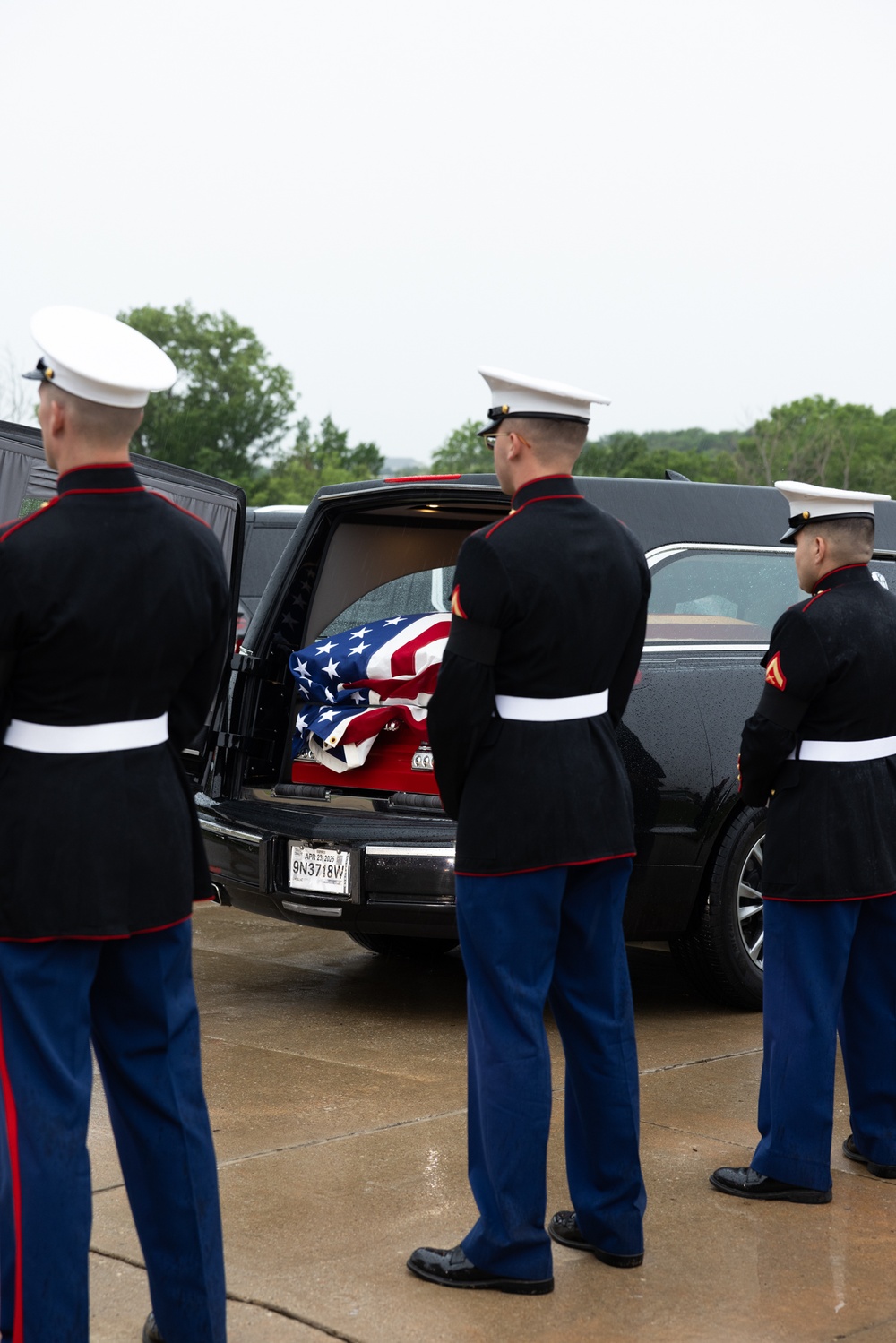 Lt. Gen. Carey is laid to rest at DFW National Cemetery