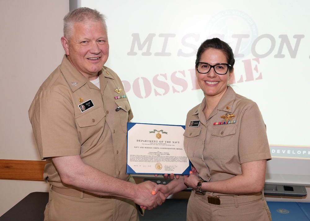 Dental Corps Officer awarded for Achievements at NAMRU San Antonio