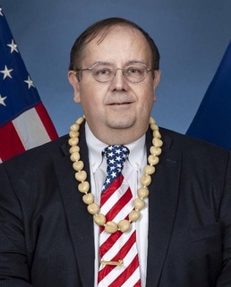 NUWC Division, Keyport Pacific Detachment Director Chuck Minnich honored with Special Act Award