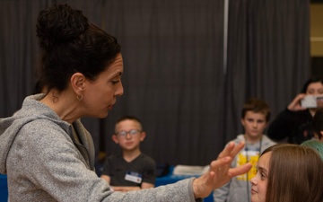 Naval Warfare Center employees explore marine mammal adaptations with students at Kitsap Water Festival