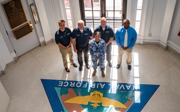 RAAF Visits COMNAVAIRPAC and VRM-50