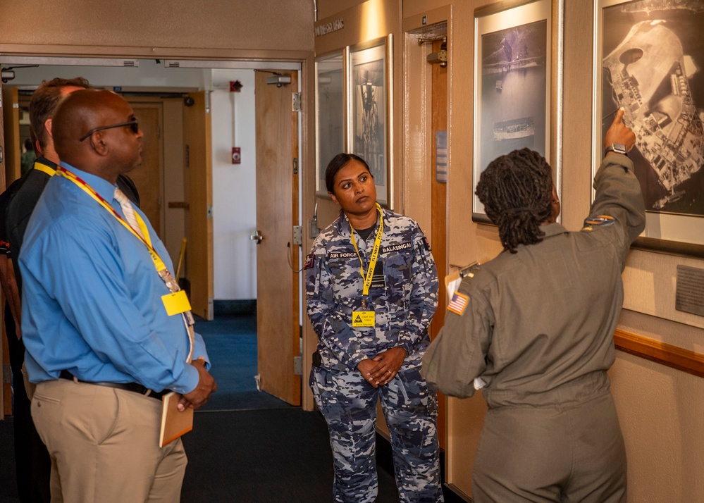RAAF Visits COMNAVAIRPAC and VRM-50