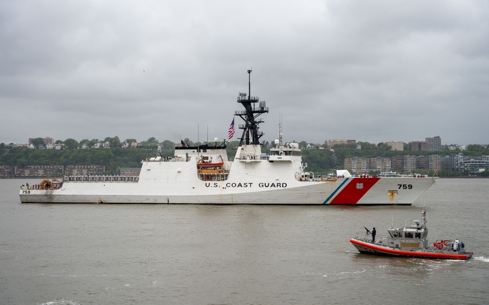 Fleet Week New York 2025