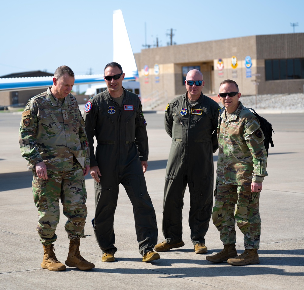 North American Aerospace Defense Command and U.S. Northern Command, commander and SEL arrive at Laughlin to begin visit to America’s southern border