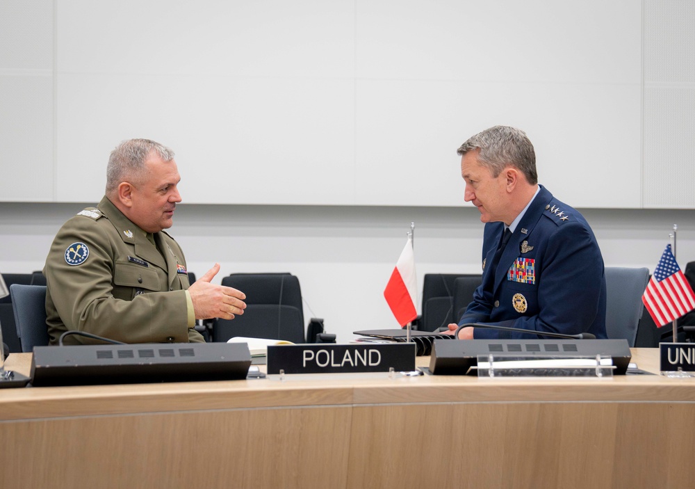 CJCS Meets with Polish CHOD