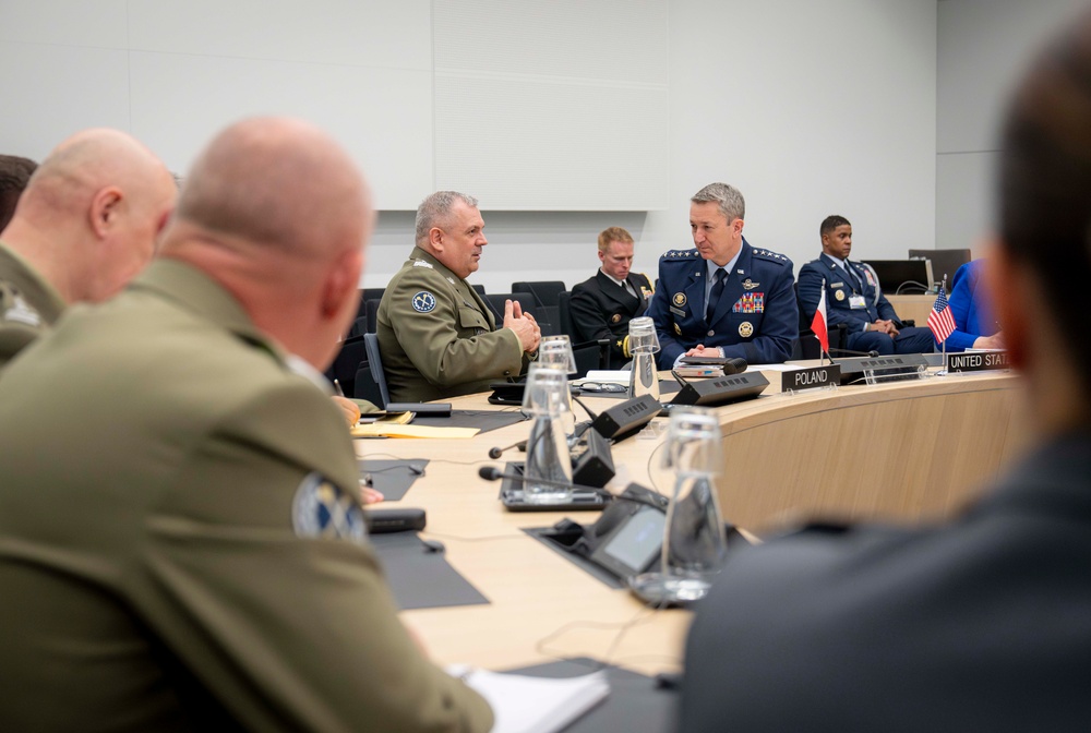 CJCS Meets with Polish CHOD