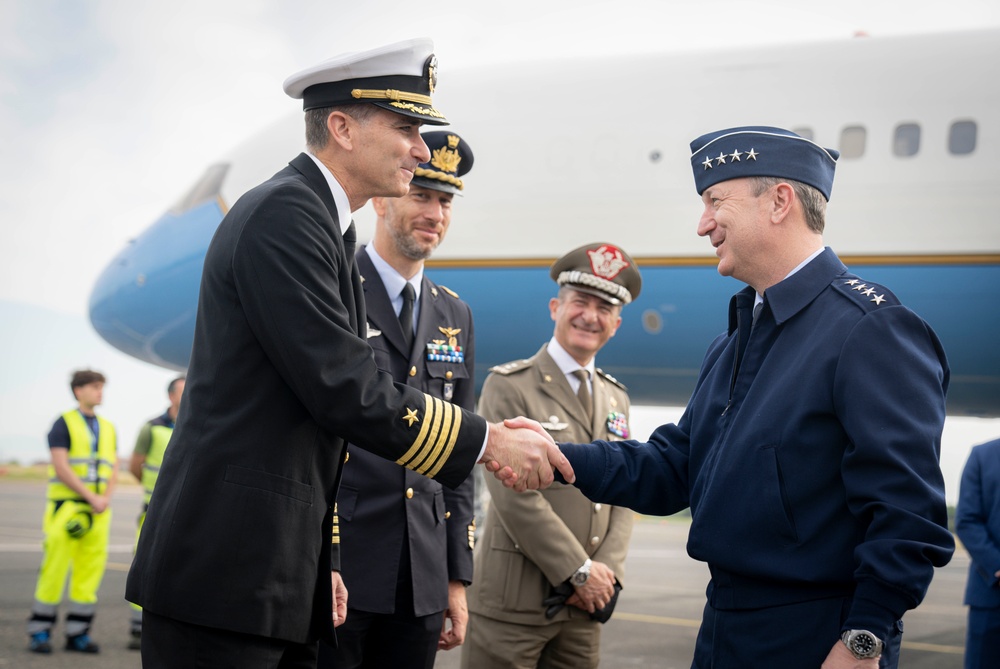 CJCS Arrives to Rome