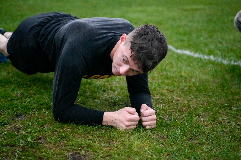 Minnesota Soldiers compete at Region IV Best Warrior Competition