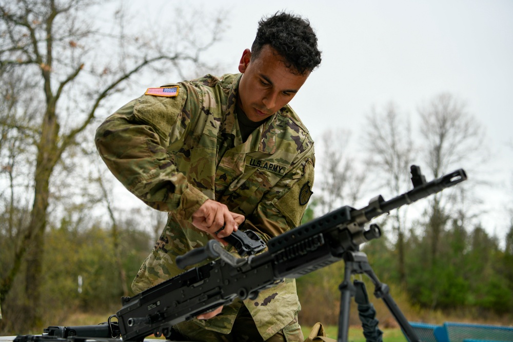 Minnesota Soldiers compete at Region IV Best Warrior Competition