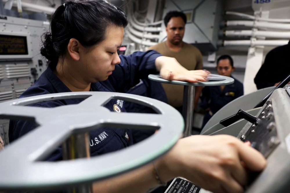 USS Gravely supports southern border operations