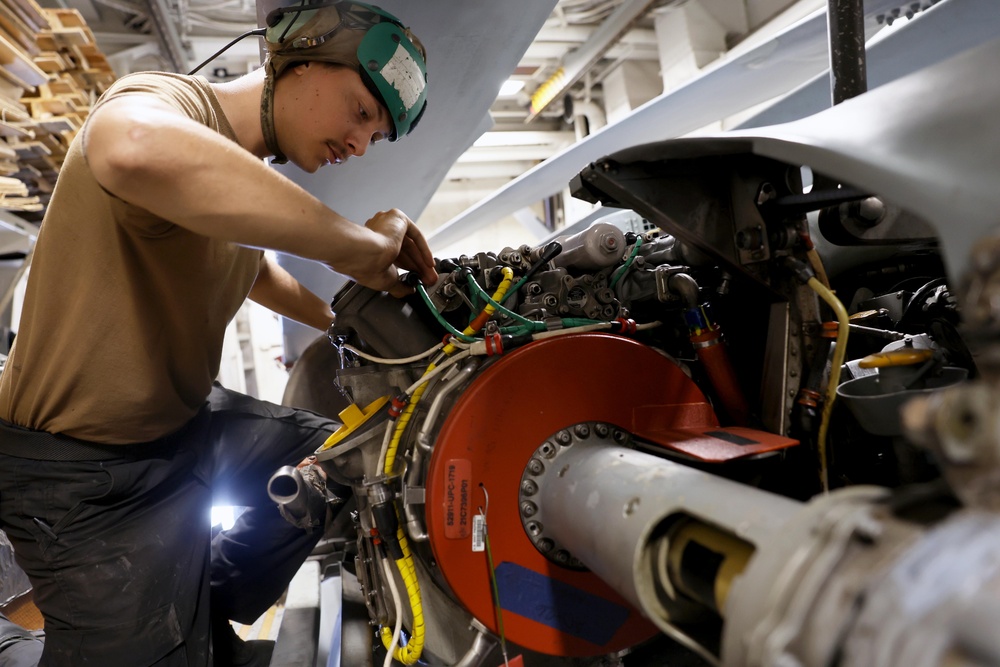 USS Gravely supports southern border operations