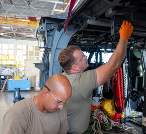 Spangdahlem Radio News: 52nd MXS Awards