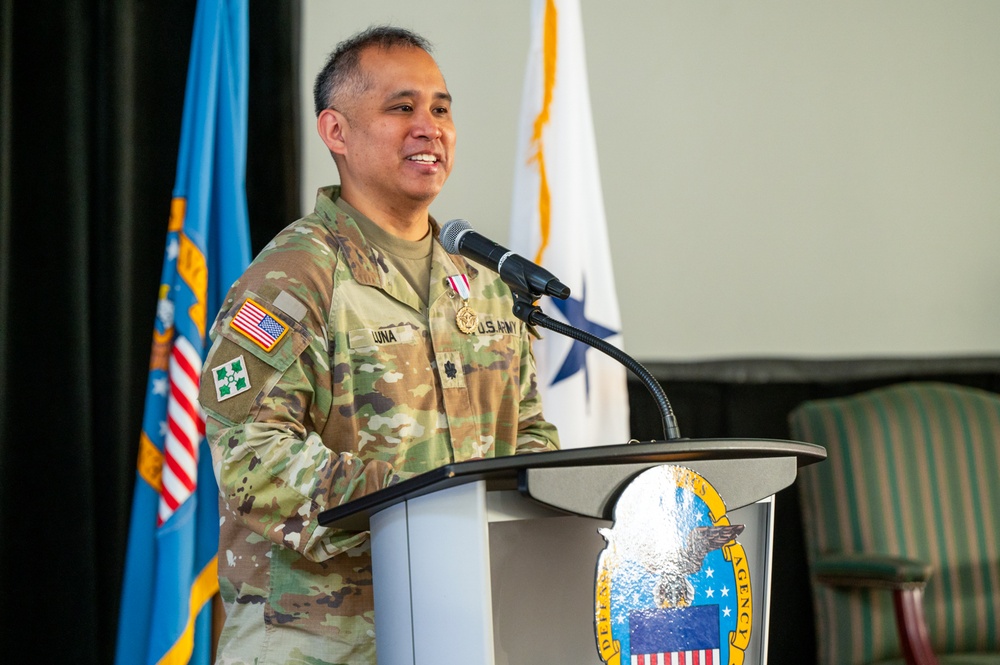 Thomas assumes command at DLA Distribution Tobyhanna
