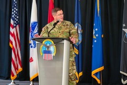 Thomas assumes command at DLA Distribution Tobyhanna