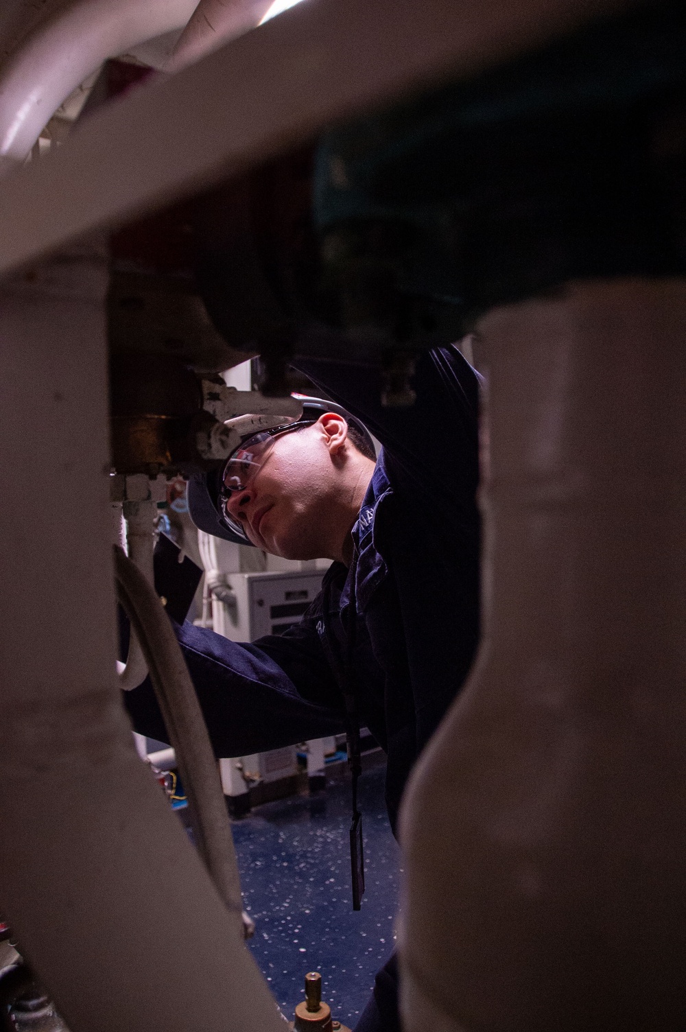 USS Ronald Reagan (CVN 76) Sailors conduct Damage Control Equipment Inspection
