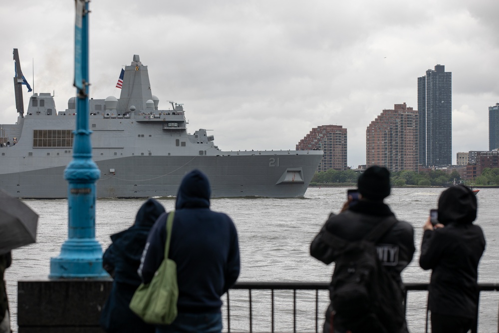 Fleet Week New York 2025 Parade of Ships