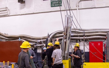USS Ronald Reagan (CVN 76) conducts daily maintenance operations