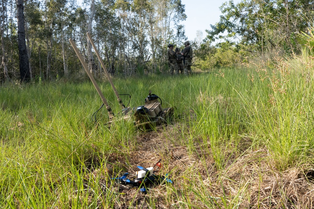 MacDill Explosive Ordnance Disposal train for competition